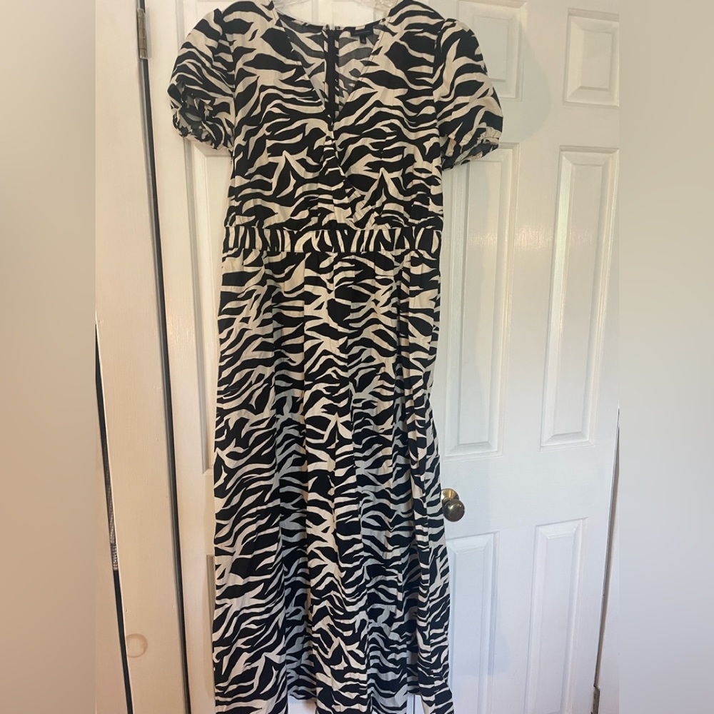 Zebra-Print Maxi Dress with Pockets